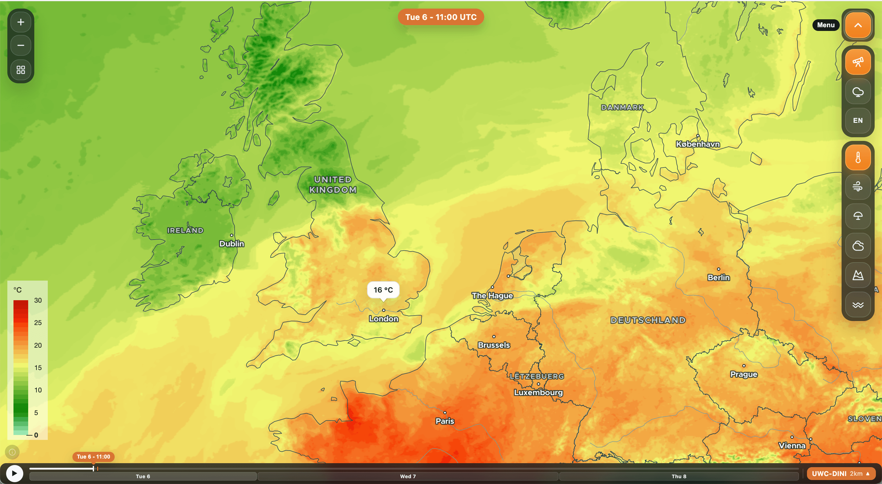 Weather map with the menu open, showing variables on the right, a color scale on the left, and time controls below